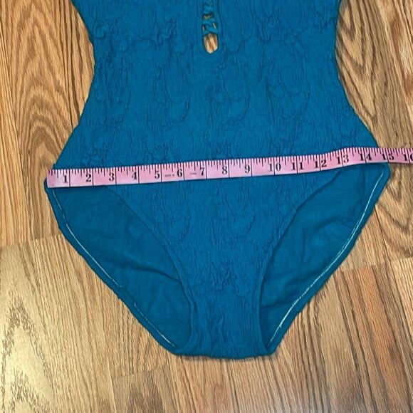 Vintage Textured Swimsuit, Turquoise, Deep-V, Small - Picture 4 of 7